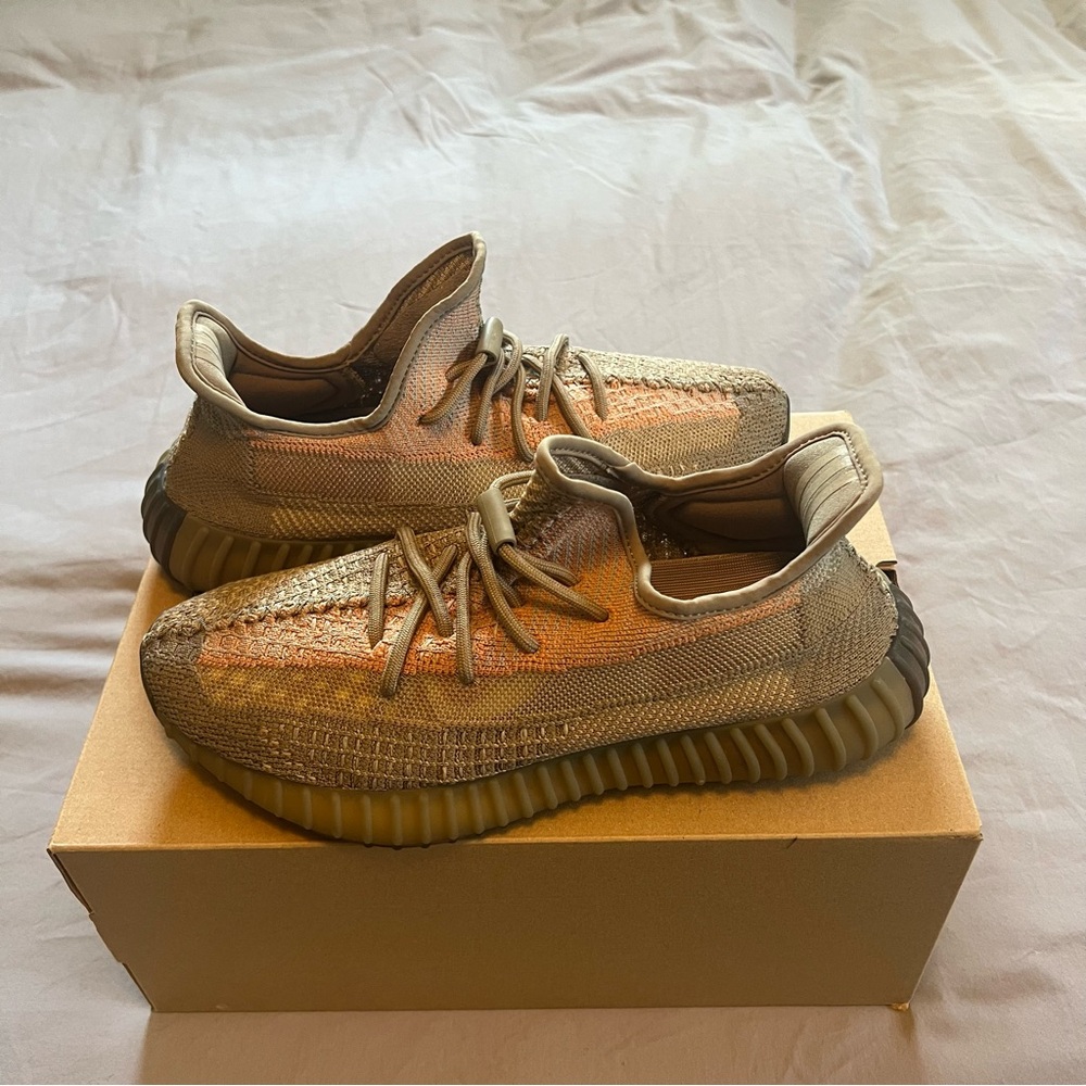 Adidas Yeezy Boost 350 V2 Sand Taupe with Box - Picture 12 of 12